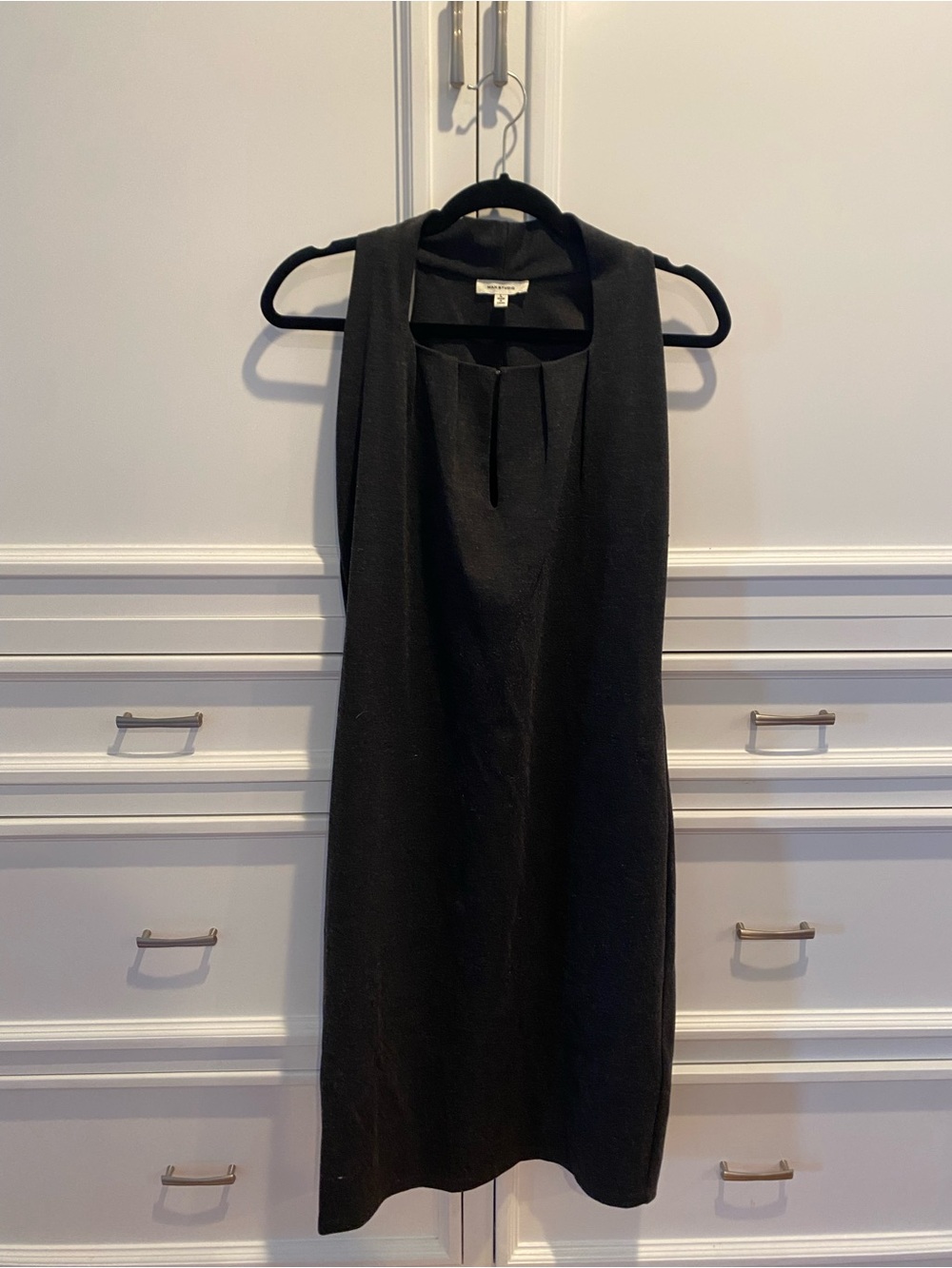 Classic Dark  gray Sleeveless Shift Dress